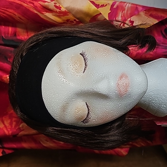 HARLEM 125 w black stretch headband wig - Picture 2 of 6